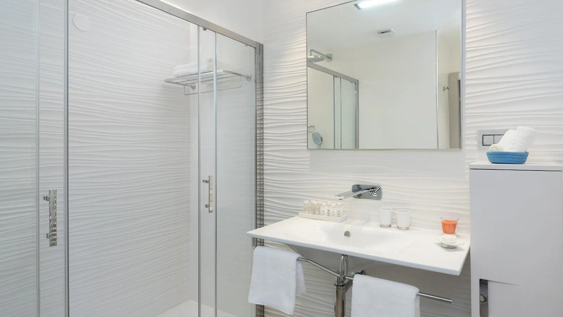 Villa Vlastelini II Near Labin - Rabac With Sea View, Beachfront And Wellness Sveta Marina