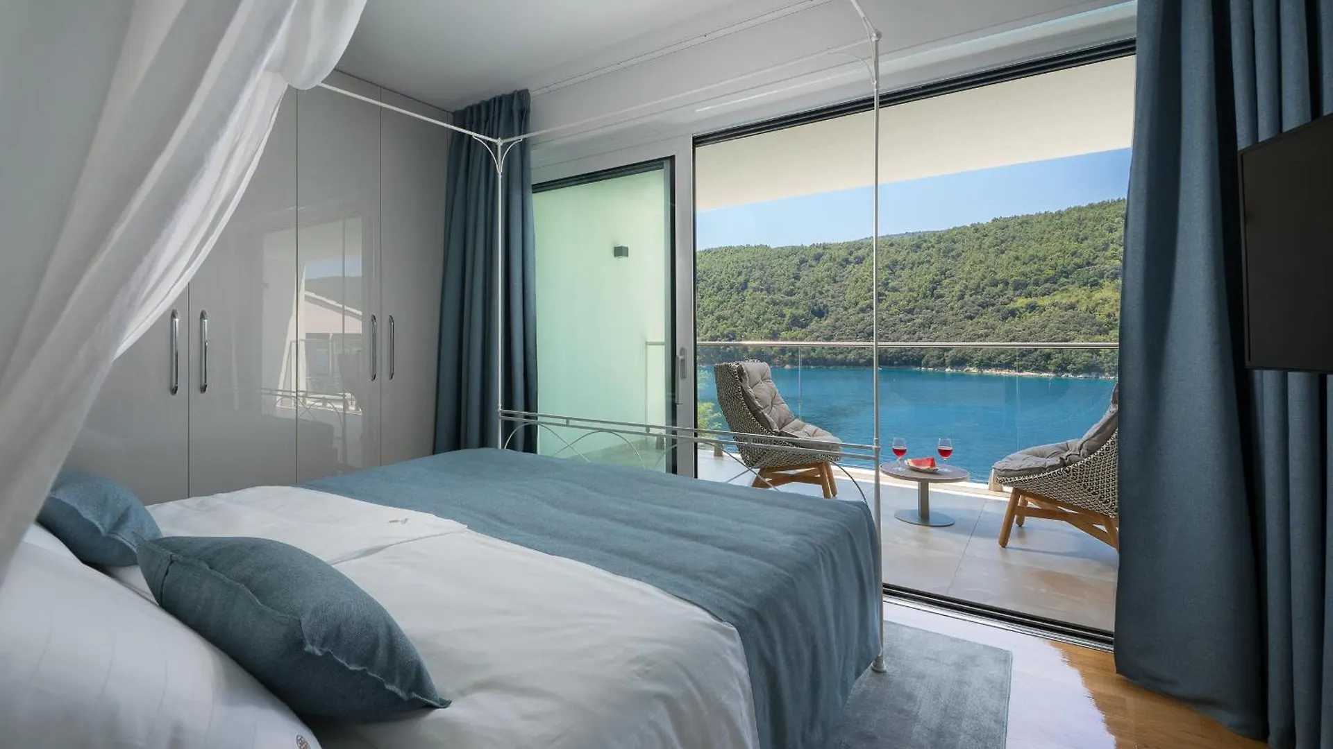 Villa Vlastelini II Near Labin - Rabac With Sea View, Beachfront And Wellness Sveta Marina